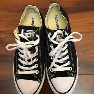 Black converse